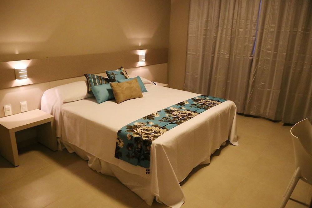 Fenix Hotel Araxá Esterno foto