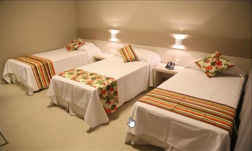 Fenix Hotel Araxá Esterno foto